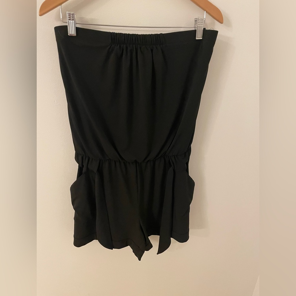 WHBM strapless belted romper with pockets - never worn
